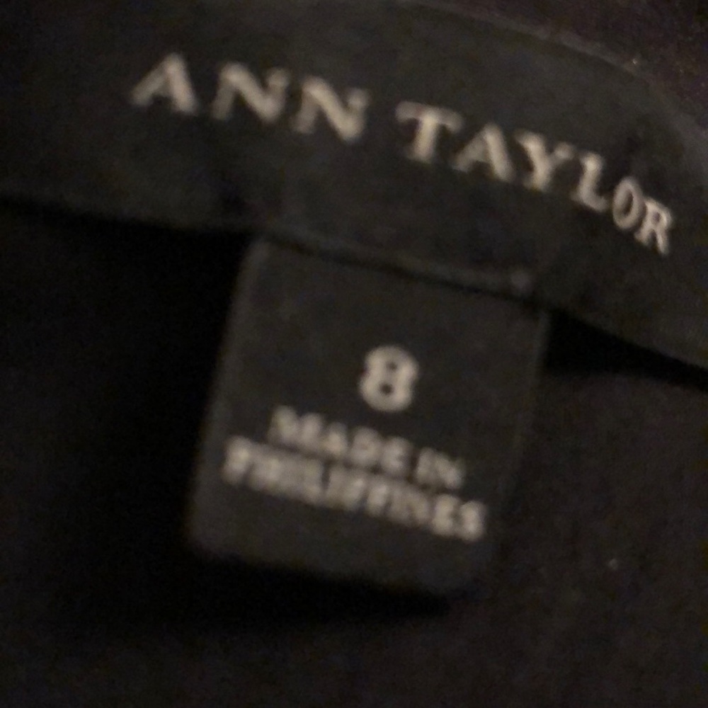Black & Gold cocktail Skirt by Talbots. Size 8 - Picture 5 of 5